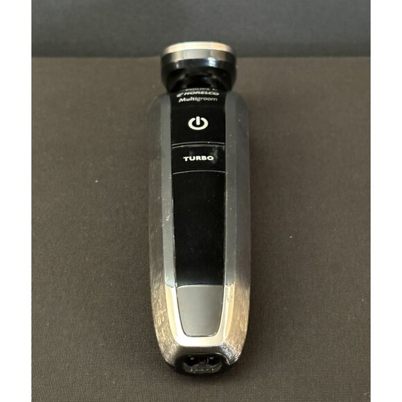 Philips Norelco Multigroom series 7000 QG3385 8 in 1 Head to Toe Trimmer - Picture 3 of 7